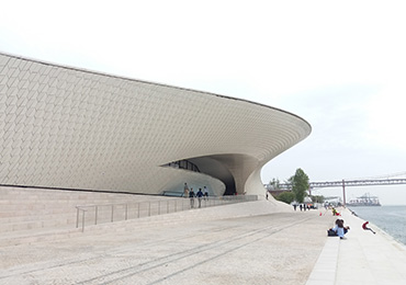 Evolaje-Museu-da-electricidade-em-Lisboa